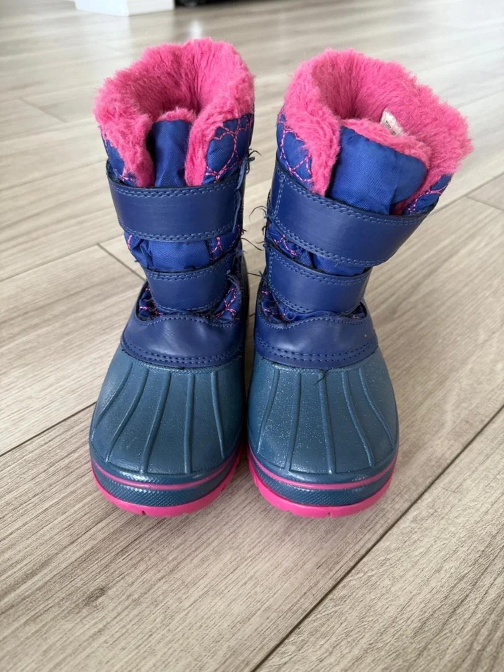 Cat and Jack Girls Navy and Hot Pink Fur Lined Winter Boots 11/12